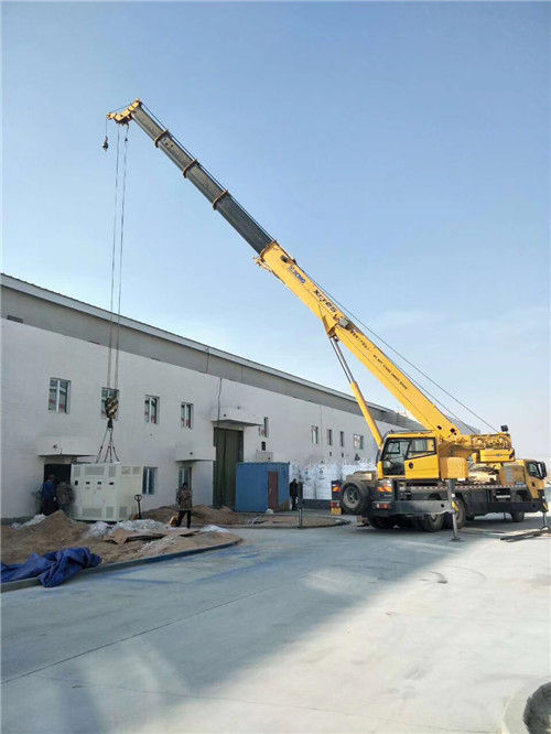 古塔区“超载就喊停”—— 吊车的 “重量保镖” 技术